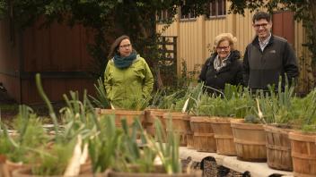 Chellie Pingree and Ned Spang at the UC Davis Student Farm