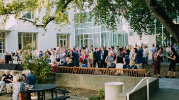 Crowd in Shields library courtyard